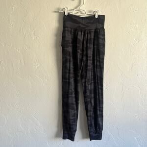 Athleta Salutation Camo Joggers.  Size XS